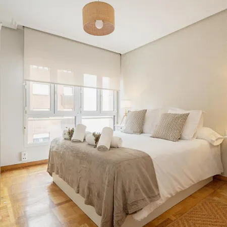 Tres Mares Апартаменты Хихон